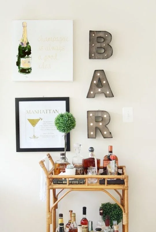 ideas para crear un mini bar o barra pequeña en casa