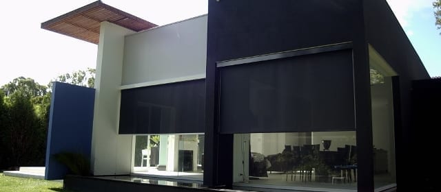 Cortinas de Exterior con Tensores