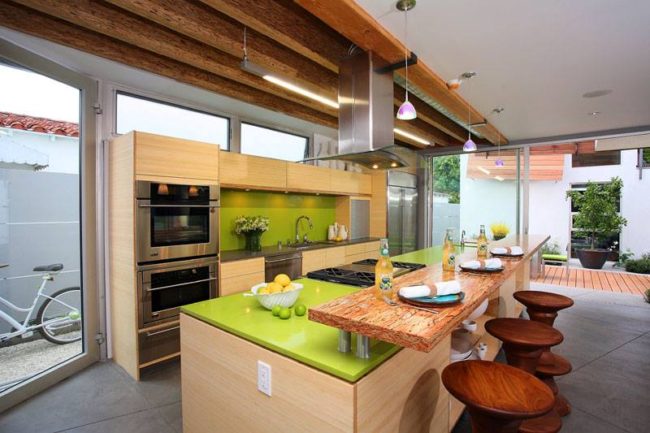 Brillantes colores para topes de cocina