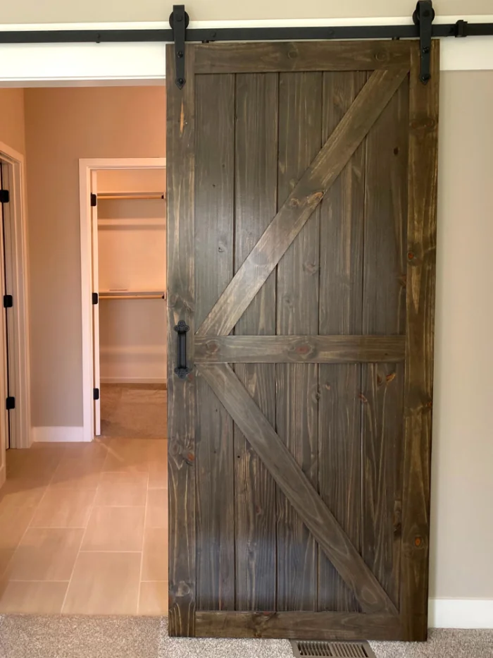 Barn doors estilo farmhouse