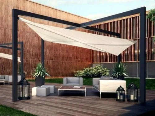 terraza con toldo moderno