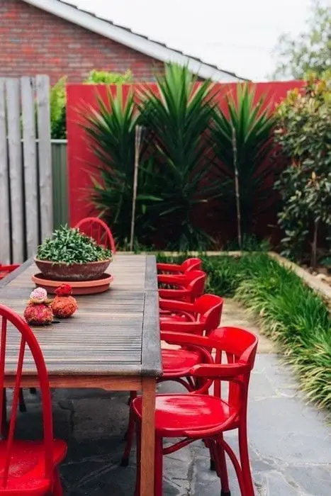 ideas para decorar la terraza de rojo