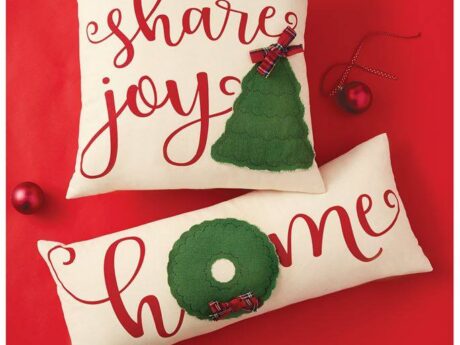 Cojines con mensajes navideños