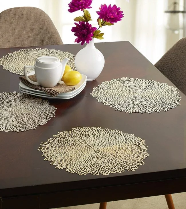placemats dorados