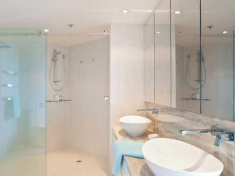 mámparas de vidrio para baño moderno