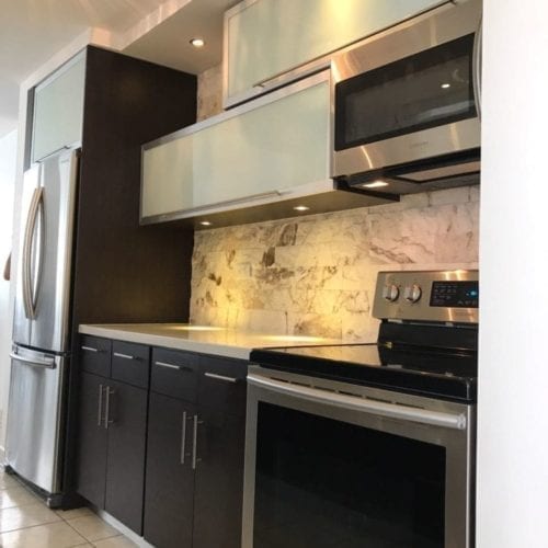 Expo Kitchen and More | Baños y Gabinetes de Cocina Puerto Rico