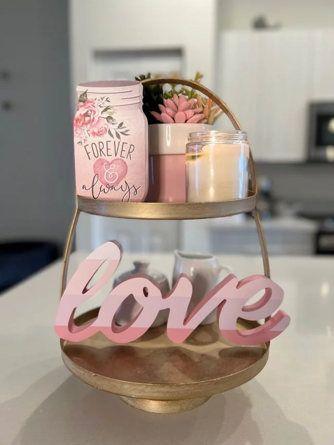 como decorar una bandeja para san valentin