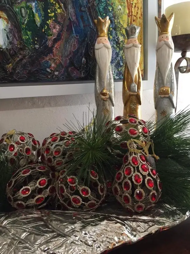 reyes magos de madera para decoración navideña