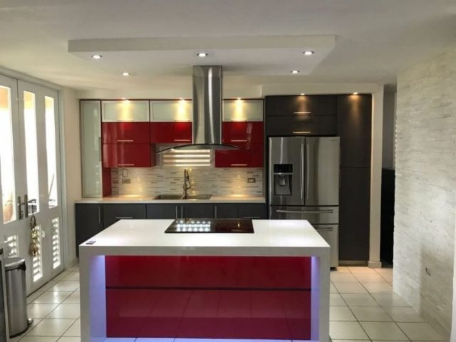 Gabinetes en PVC, la nueva tendencia en cocinas - Decora Online