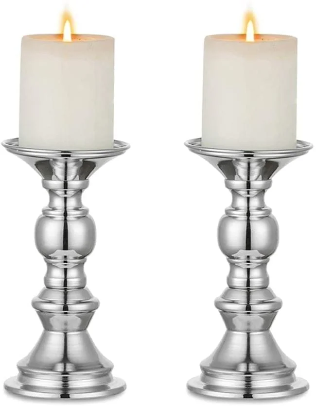 candelabros plateados para navidad