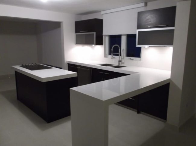 baños y cocinas