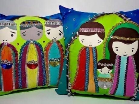 cojines navideños pintados
