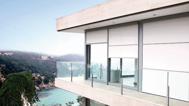 Cortinas de Exterior con Tensores