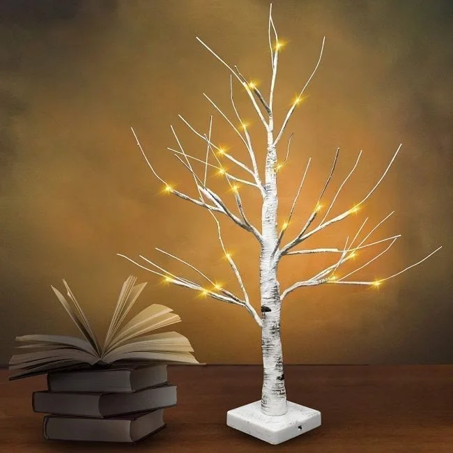arbolitos iluminados Decoraciones Minimalistas para Navidad