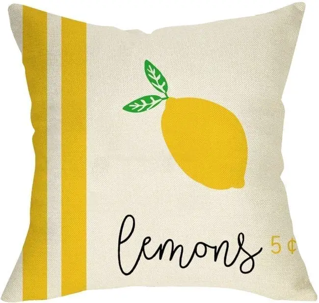 cojines con limones para decorar en el verano