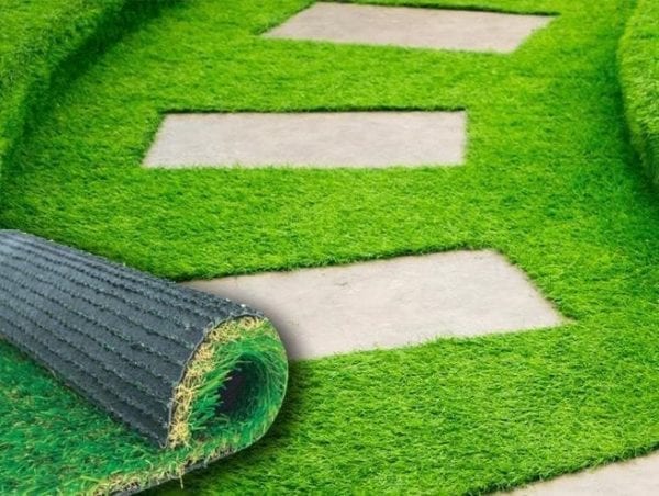 Grama artificial para un patio siempre nítido - Decora Online