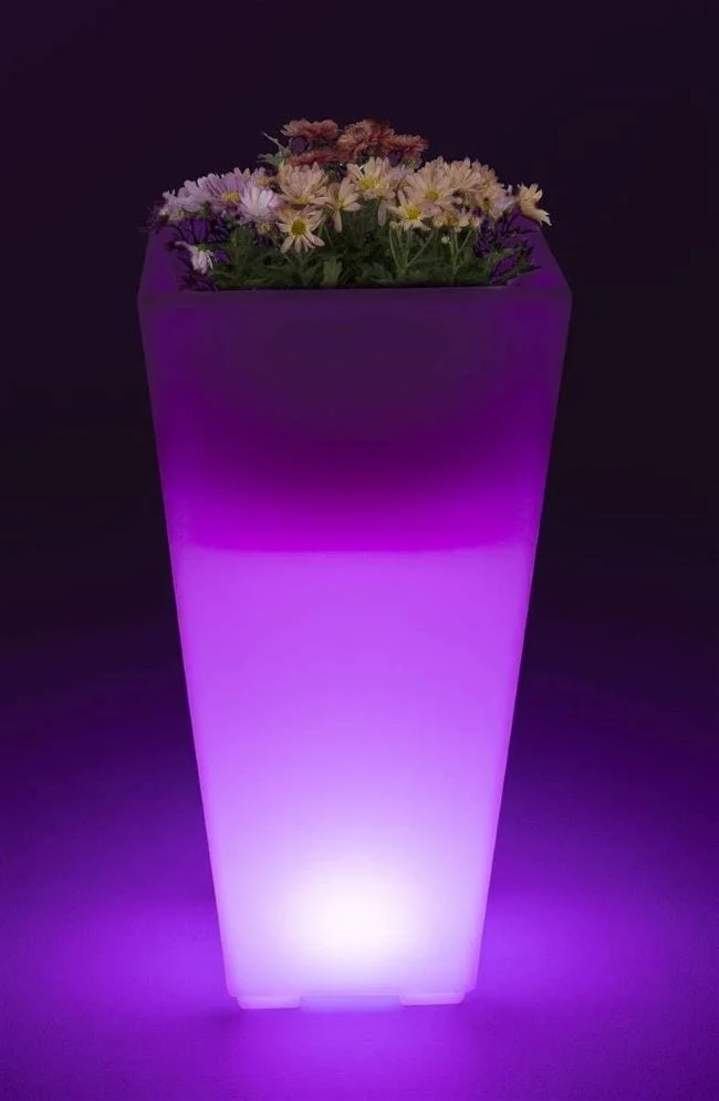 planters iluminados para exteriores