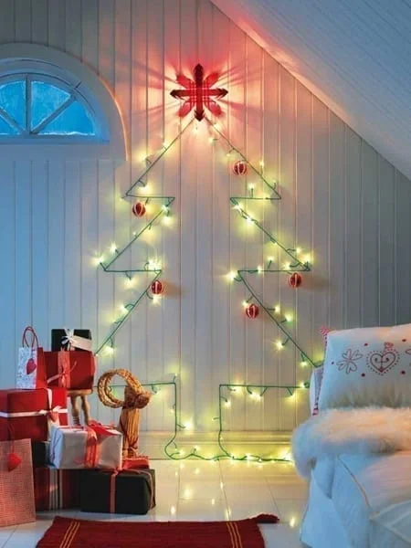 Cómo hacer un árbol de Navidad en la pared